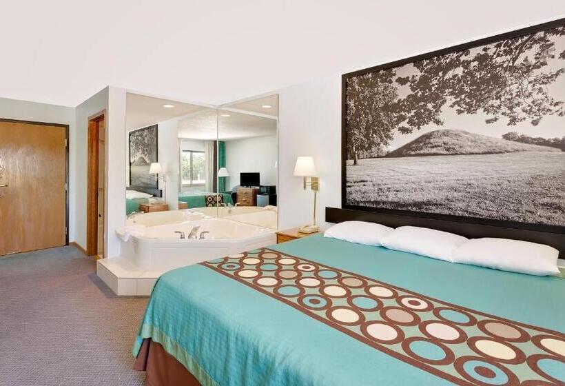 キングサイズベッドのスイートルーム, Super 8 By Wyndham Macomb