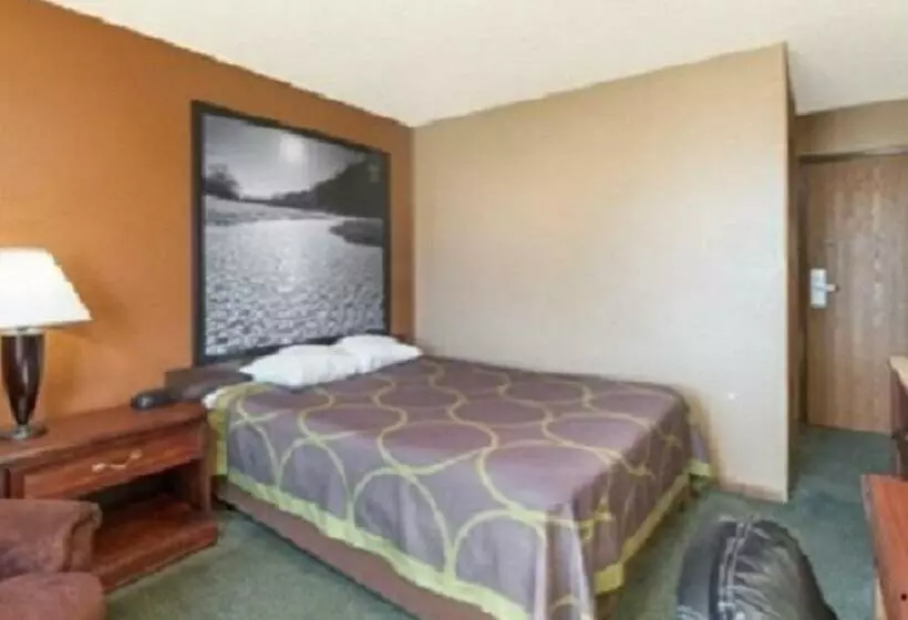 身障者適用スタンダードルーム, Super 8 By Wyndham Poplar Bluff Missouri