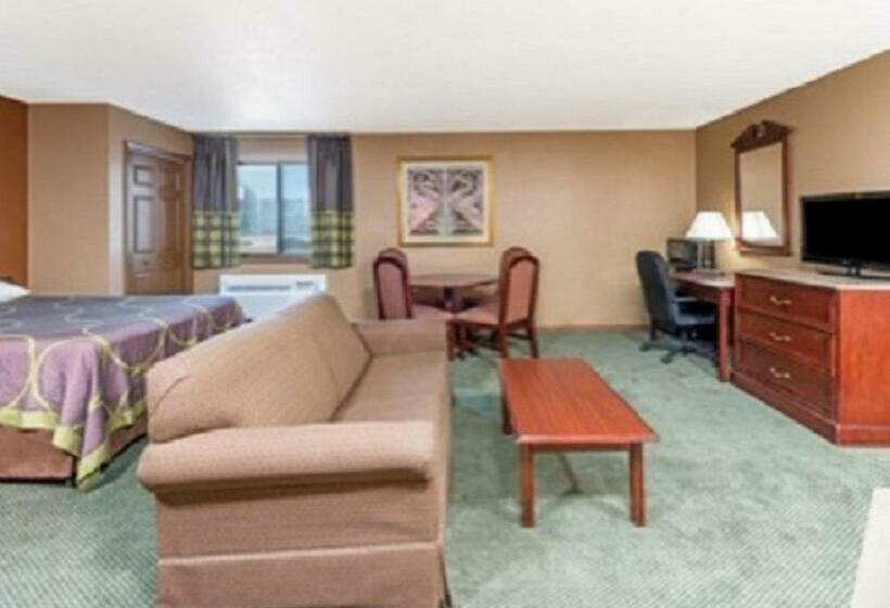 스탠다드 스튜디오, Super 8 By Wyndham Poplar Bluff Missouri