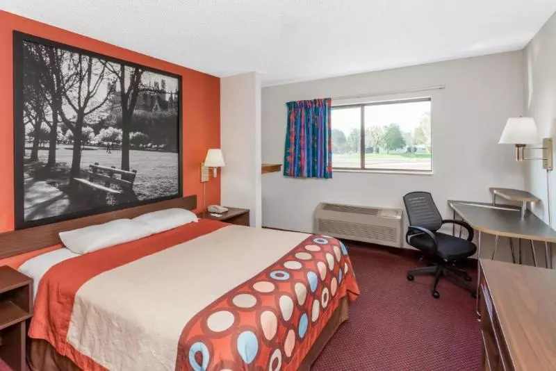 キングサイズベッドのスタンダードルーム, Super 8 By Wyndham Washington/peoria Area