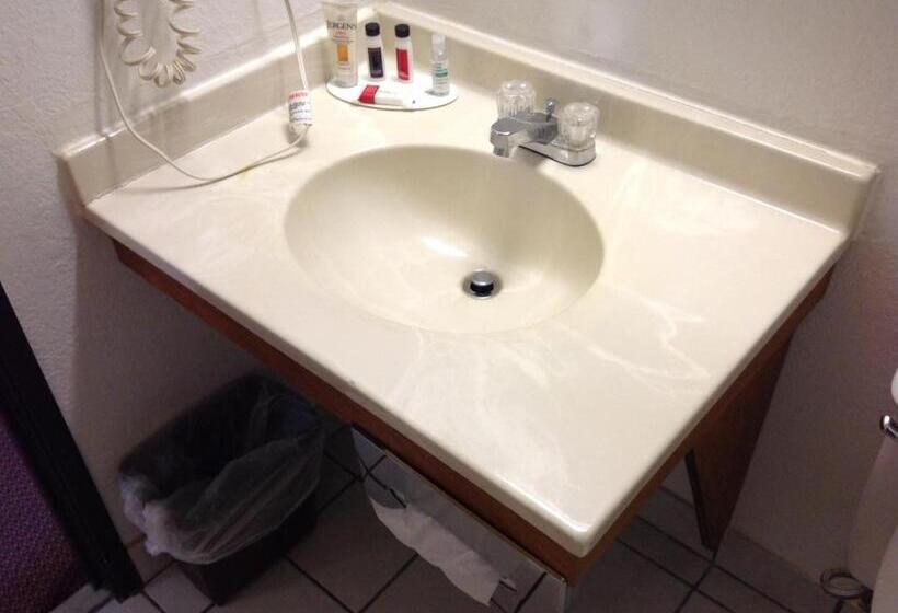 Номер Deluxe, Super 8 By Wyndham Winchester Va