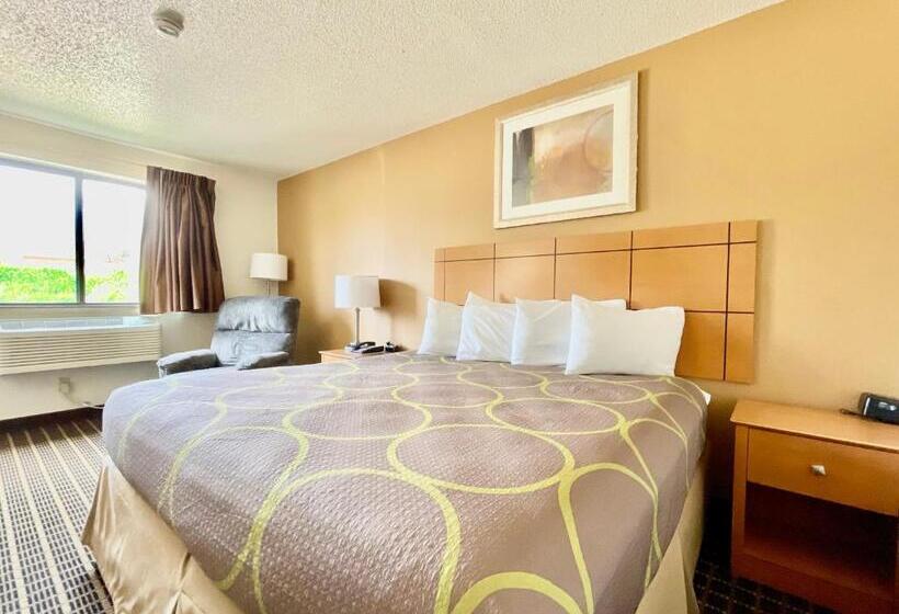 غرفة قياسية لذوى الاحتياجات الخاصة, The Quincy Inn & Suites