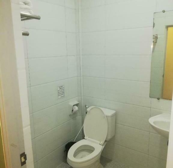 اتاق استاندارد, Supreme Hotel Yangon