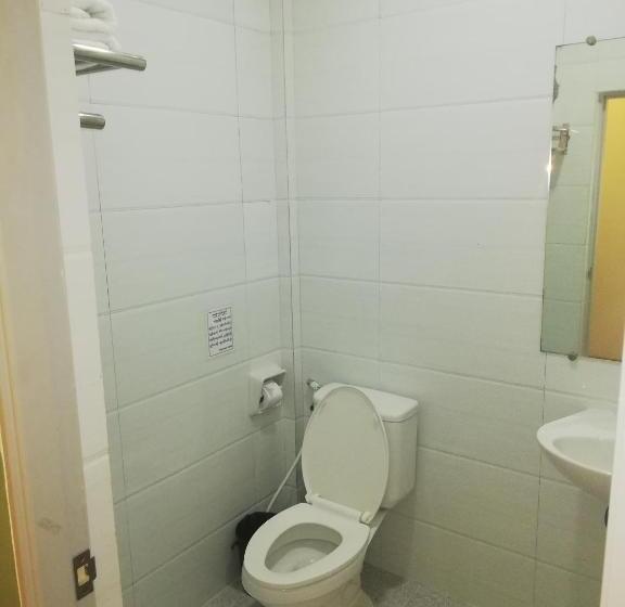 اتاق سوپریور, Supreme Hotel Yangon