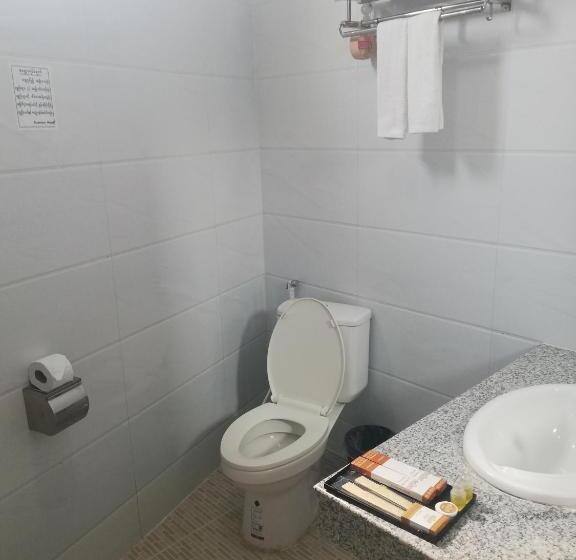 اتاق لوکس, Supreme Hotel Yangon