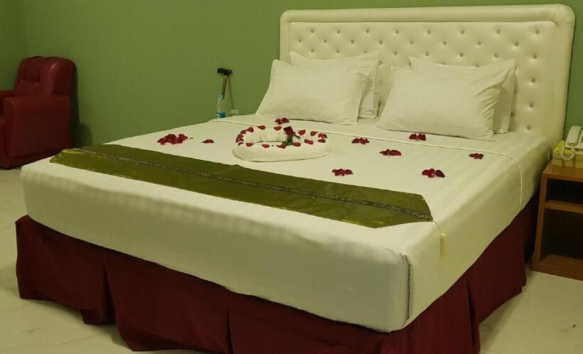 اتاق لوکس, Supreme Hotel Yangon