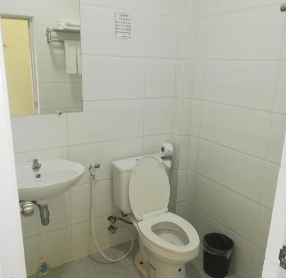 سوییت, Supreme Hotel Yangon