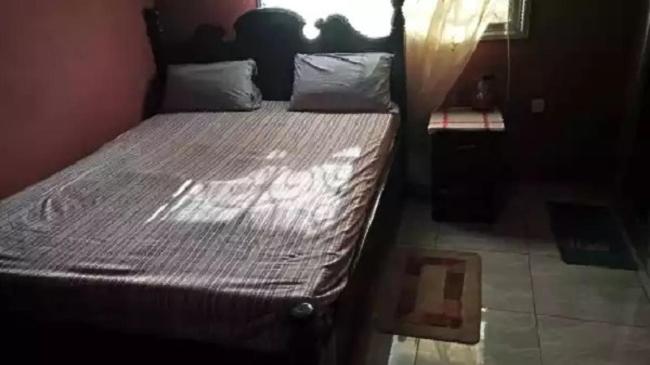 디럭스 룸, Hakaba