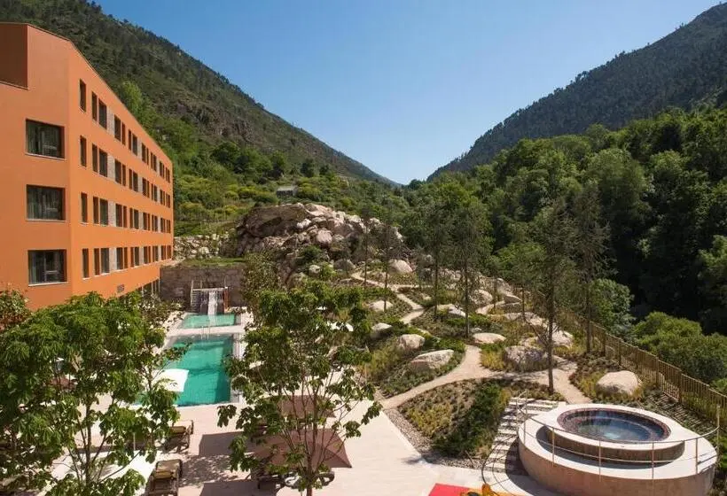 اتاق خانوادگی, Vila Gale Serra Da Estrela