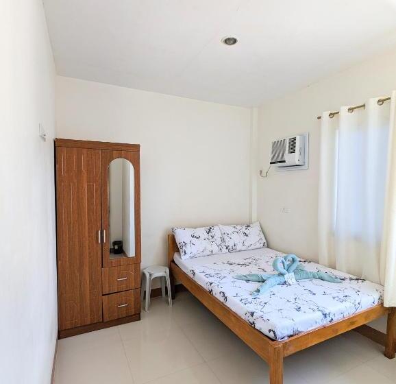 اتاق اکونومی, Charlina Inn Panglao