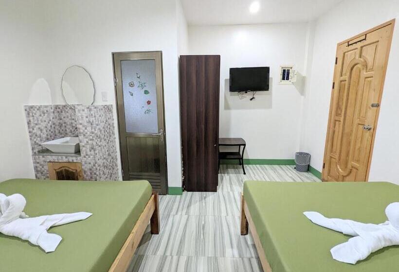 استودیوی استاندارد, Charlina Inn Panglao