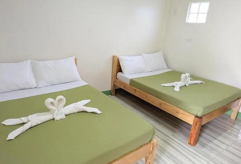 スタンダードスタジオ, Charlina Inn Panglao