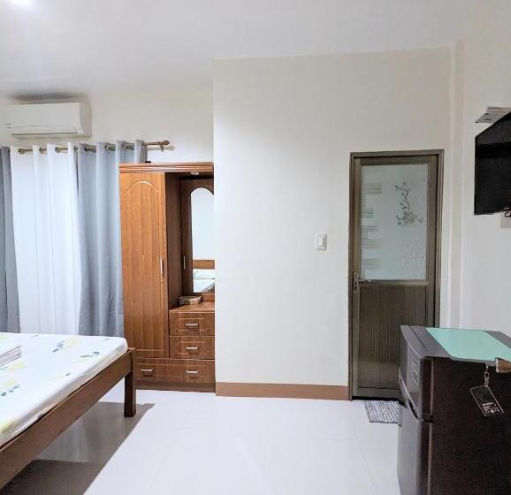 اتاق استاندارد با بالکن, Charlina Inn Panglao