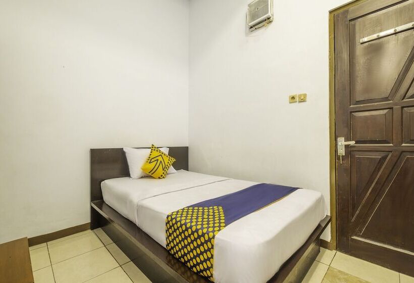 Номер Стандарт Индивидуальный, Spot On 2395 Hotel Aden 2 Syariah