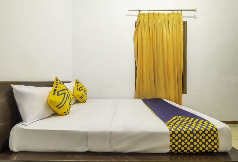 디럭스 룸, Spot On 2395 Hotel Aden 2 Syariah