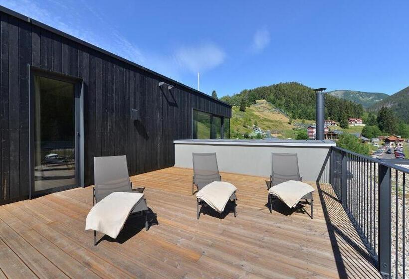 プレジデントスイートルーム, Grand Hotel Hradec