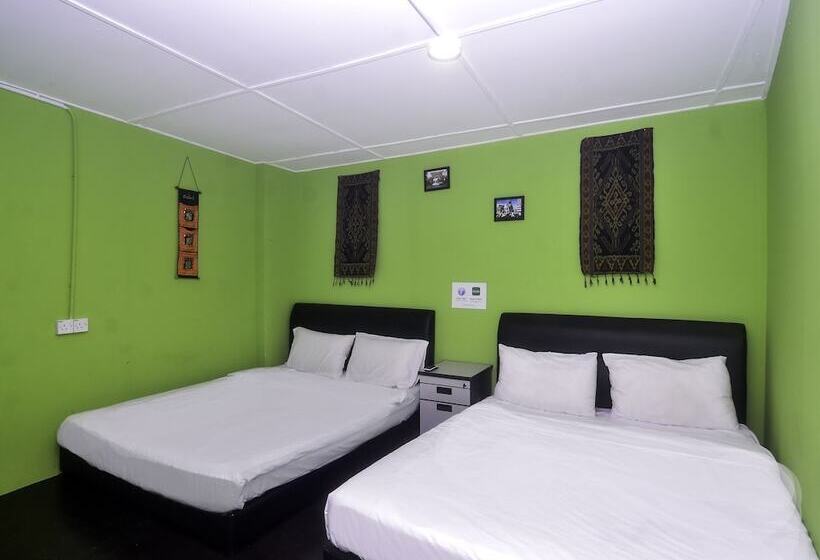 Семейный Номер, Spot On 89929 Tropical Lodge