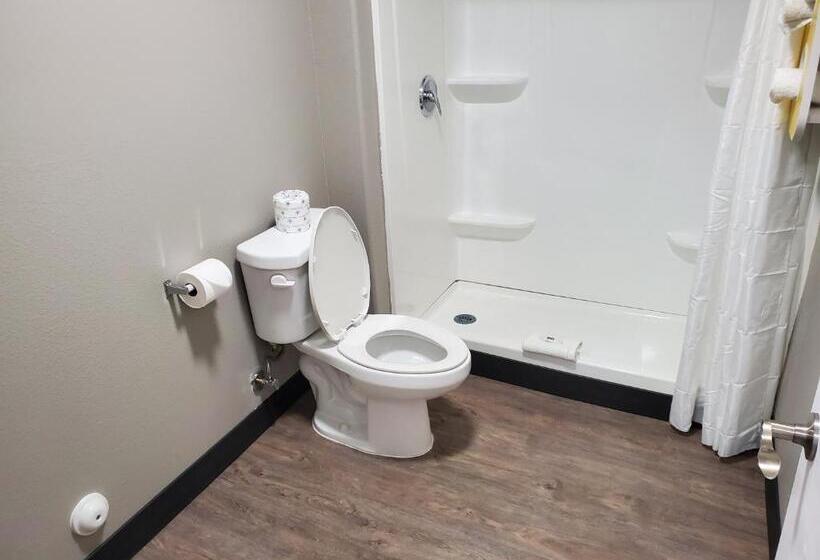 스탠다드 룸 킹사이즈 침대, Motel 6show Low, Az