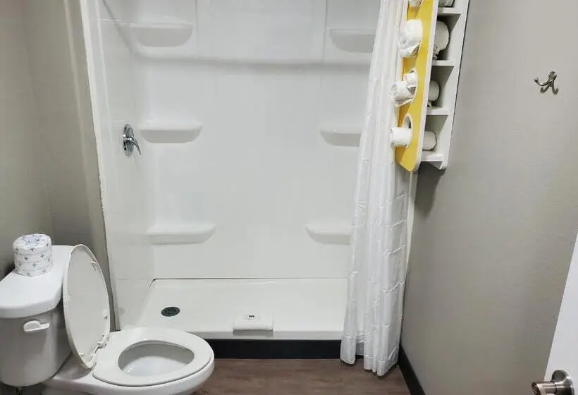 اتاق استاندارد با تخت بزرگ, Motel 6show Low, Az