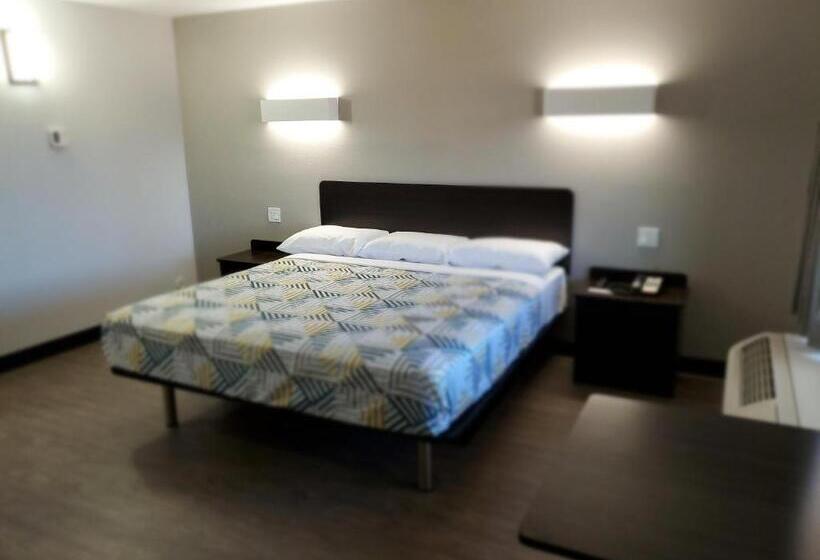 스탠다드 룸 킹사이즈 침대, Motel 6show Low, Az