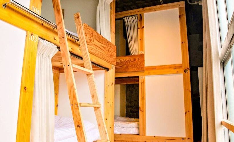 공동 객실, 14 Guesthouse Mt.fuji