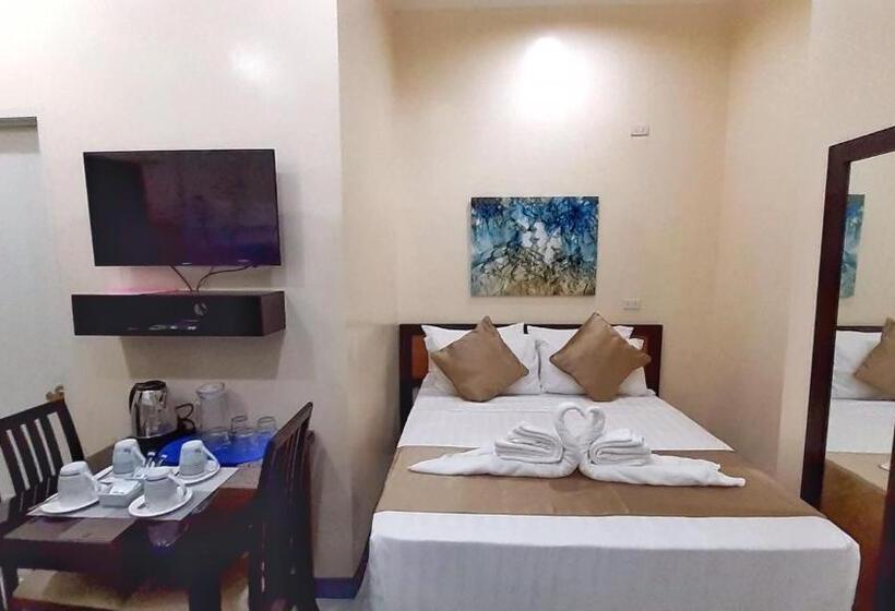 اتاق پریمیوم چهارنفره, Rosetta Guest House