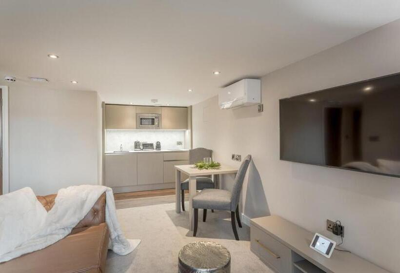 اتاق استاندارد, Heritage Mews Nottingham