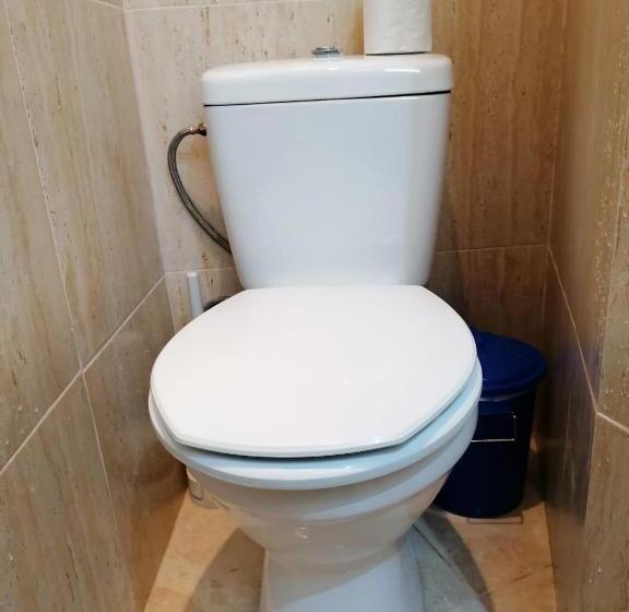 استودیوی استاندارد, Chiado Open World Hostel