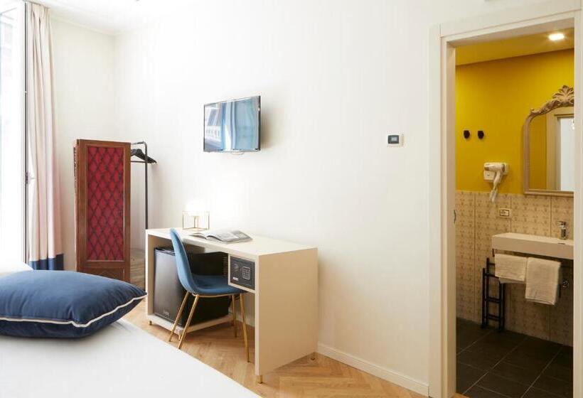 اتاق استاندارد, Casa Vittoria Napoli Santa Lucia