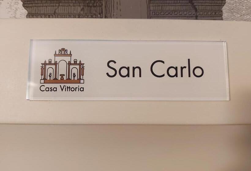 اتاق سوپریور با تخت بزرگ, Casa Vittoria Napoli Santa Lucia