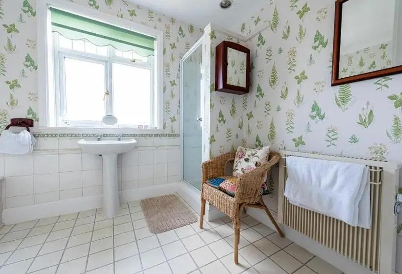 Deluxe-huone King-vuode, The Hillcrest