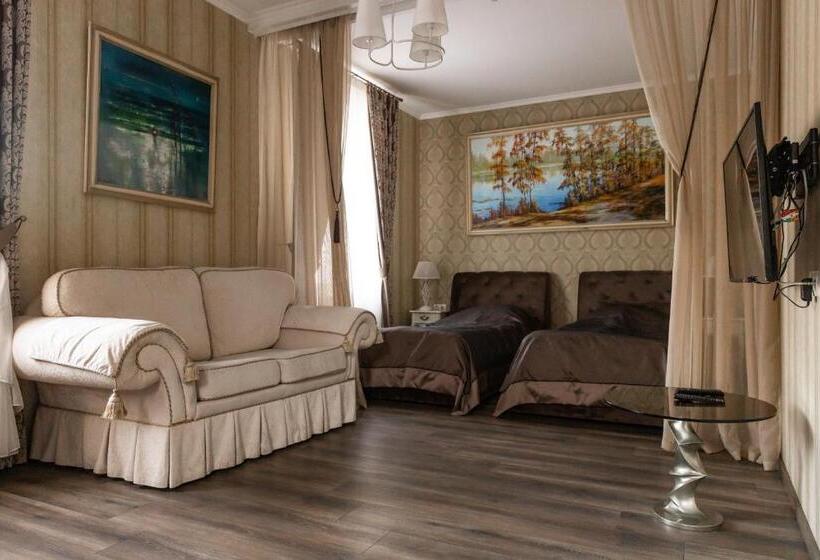 اتاق لوکس, Mandarin Clubhouse