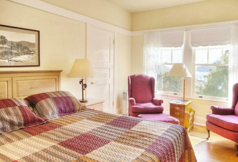 Номер Стандарт Вид на Море, Banning House Of Two Harbors