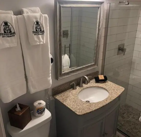 キングサイズベッドのスイートルーム, Phineas Swann Inn & Spa