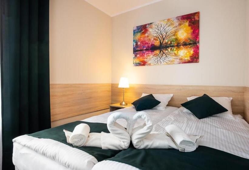 اتاق سوپریور, Astoria Fly Modlin Airport