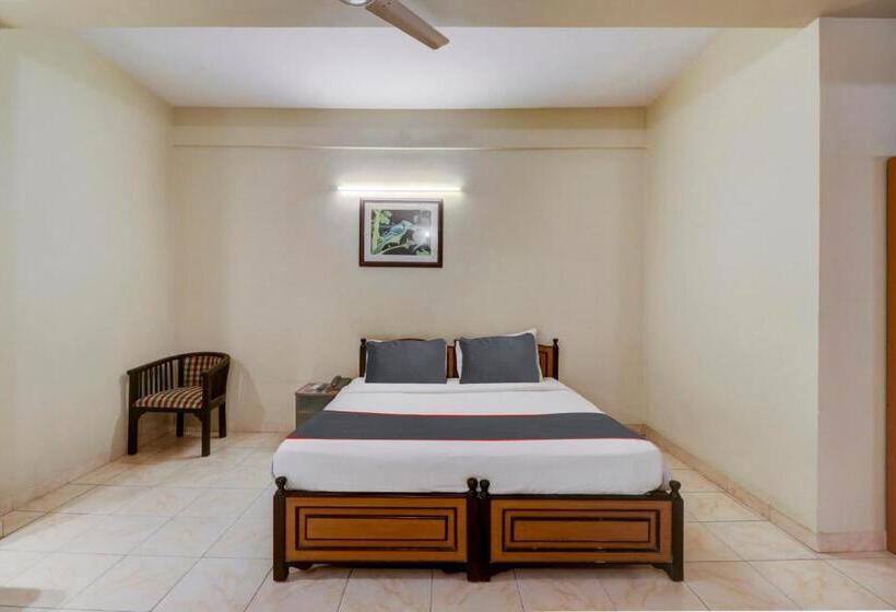 חדר קלאסי לשלושה, Super Collection O Green View Homes Near Nexus