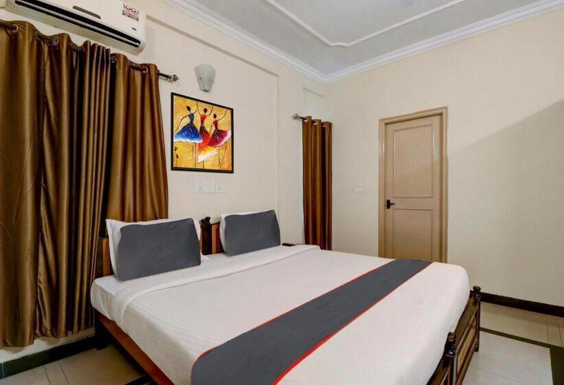 חדר קלאסי לשלושה, Super Collection O Green View Homes Near Nexus