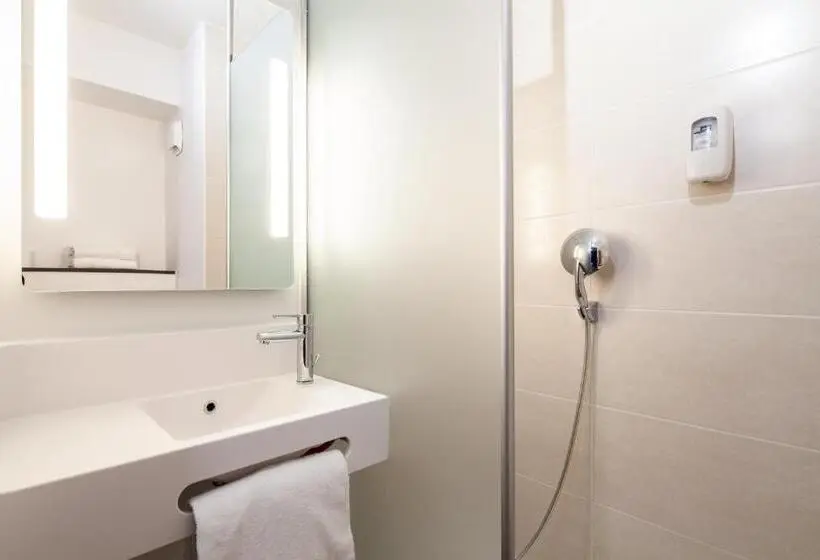 Standard Værelse, B&b Hotel Compiègne