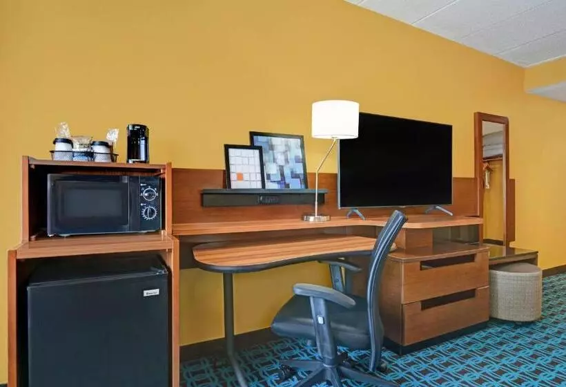 キングサイズベッドのスタンダードルーム, Fairfield By Marriott Inn & Suites Wallingford New Haven