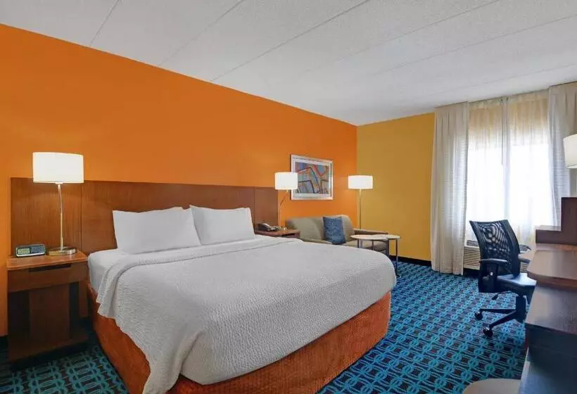 キングサイズベッドのスタンダードルーム, Fairfield By Marriott Inn & Suites Wallingford New Haven