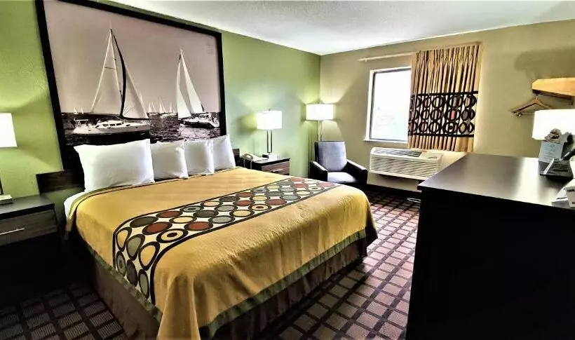 キングサイズベッドのスーペリアルーム, Economy 7 Inn Chesapeake  Portsmouth