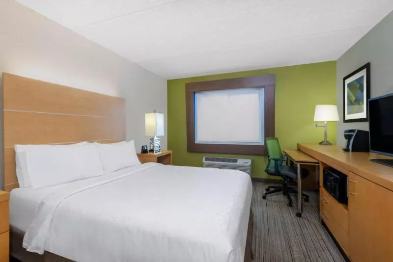 キングサイズベッドのスイートルーム, Holiday Inn Express & Suites Wheat Ridge Denver West, An Ihg