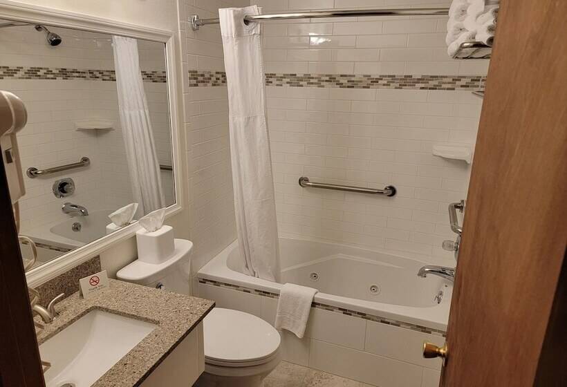 スイート, Super 8 By Wyndham Cody