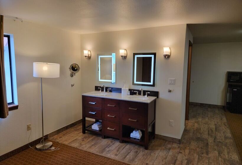 スイート, Super 8 By Wyndham Cody