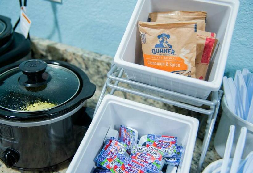 غرفة ديلوكس, Opulent Oasis Motel Crestview