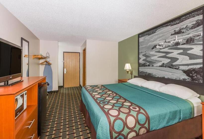 キングサイズベッドのスタンダードルーム, Super 8 By Wyndham Osceola Ia