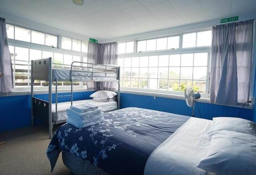 家庭间, Kiwi As Guest House