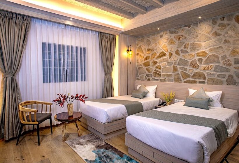 اتاق لوکس, Arushi Boutique