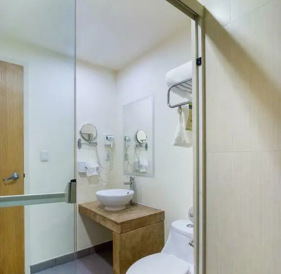 スーペリアールーム, Los Herederos Hotel Piedras Negras