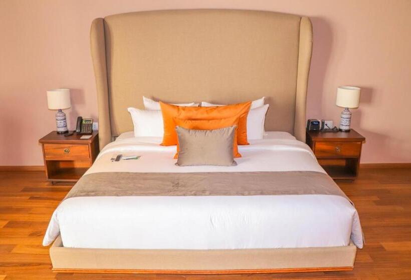 Номер Deluxe Кровать Кинг, Gamma Morelia Vista Bella